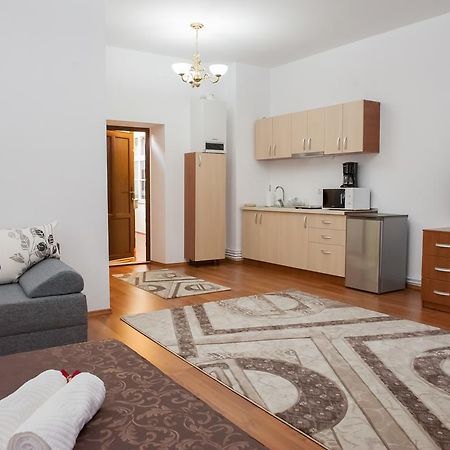 Cathedral Apartments Сибиу Номер фото