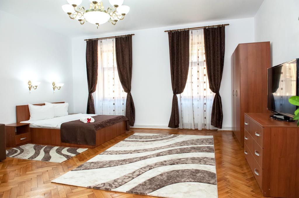 Cathedral Apartments Сибиу Номер фото